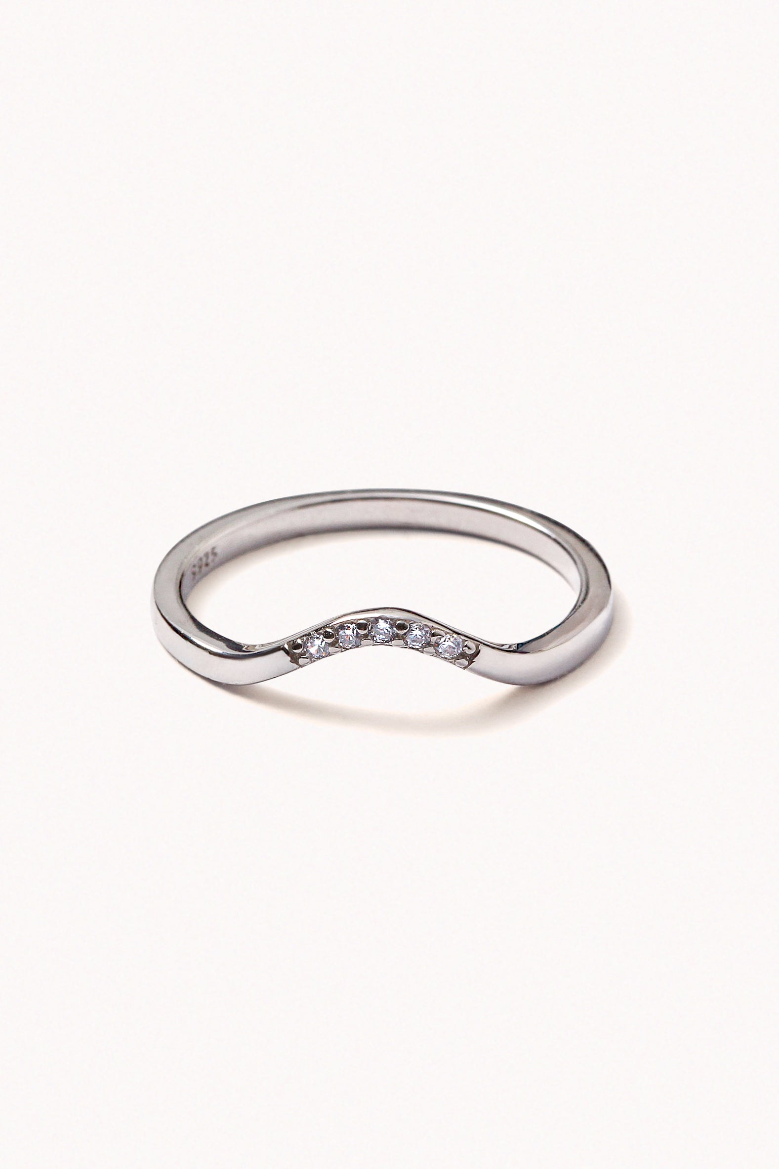 Curved Mountain Peak - Stackable Ring