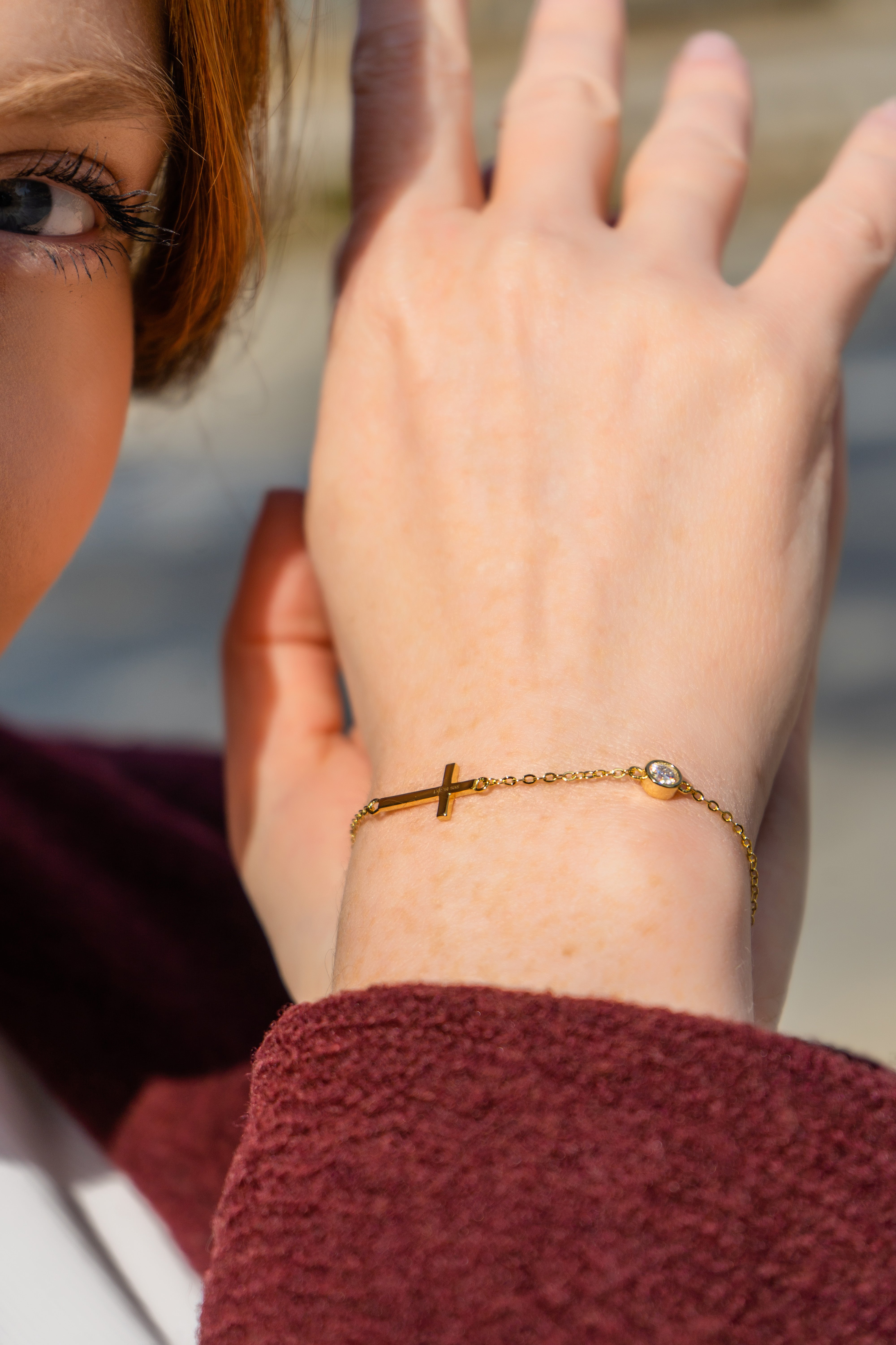 How Does She Do It? - Bracelet