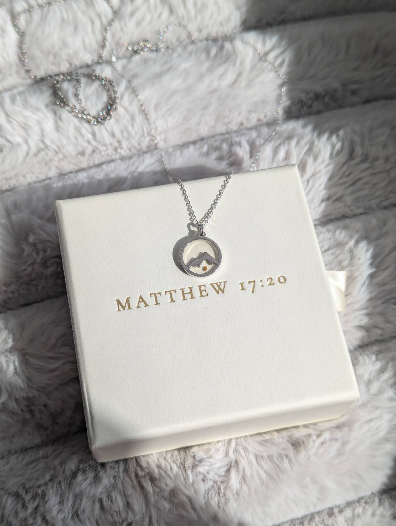 Move Mountains - Necklace